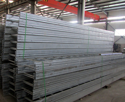 金属线槽的固定和安装三