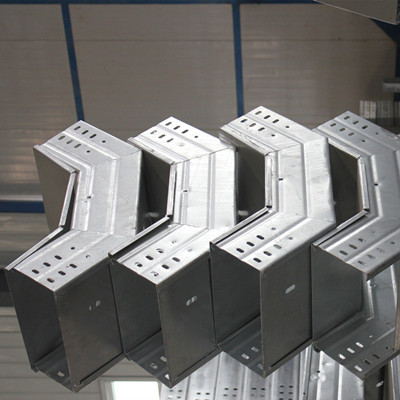 电缆桥架的固定和安装二