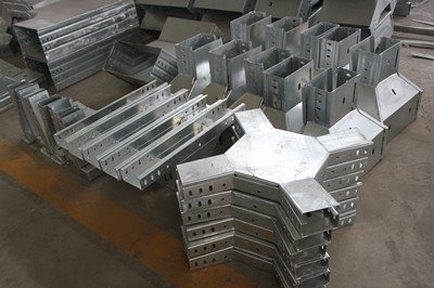 电缆桥架的固定和安装三 